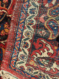Antique Shahr-Kurd Bakhtiari Oriental Rug.   4’7”x 6’11”