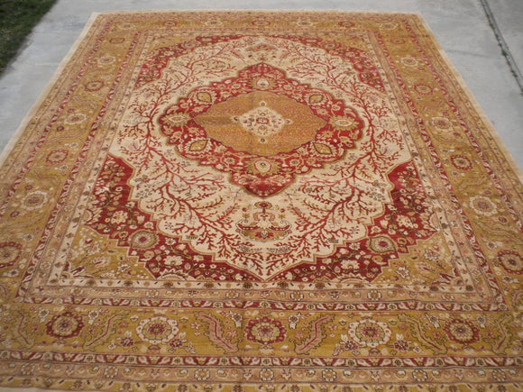 New Pakistan Hand-woven Antique Reproduction of a 19th Century Persian Tabriz Carpet   9'x 11'8